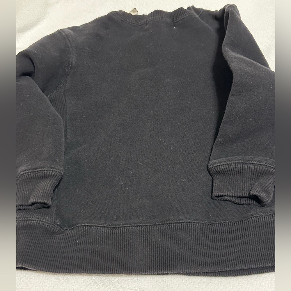 Boys barely worn long sleeved black sweatshirt, size M (5/6) - Picture 5 of 6